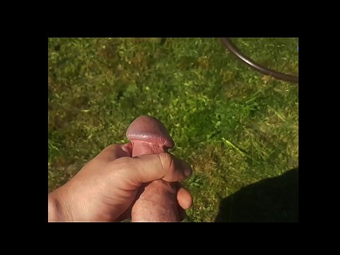 ❤️ Hottie si fa scopare a figa rosa è cums cun un squirt in un giardinu d'estate Solo porno à co.elitemangas.top ❌️
