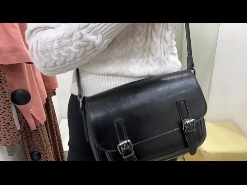 ❤️ Masturbazione publica di a ghjovana cagna FeralBerry cù un dildo in a sala di prove Solo porno à co.elitemangas.top ❌️
